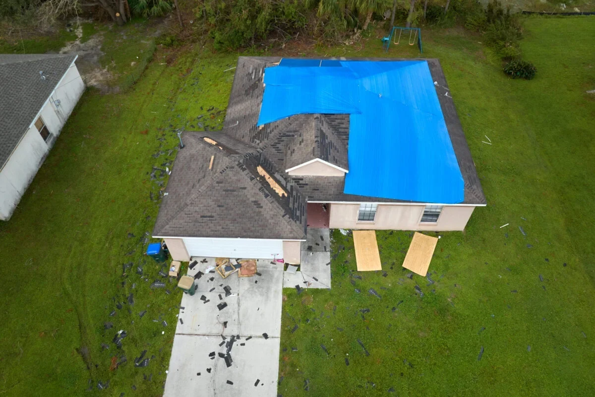 Emergency Roof Tarp and Dry-In in Youngstown, OH Emergency Roof Tarp and Dry-In in Youngstown, OH